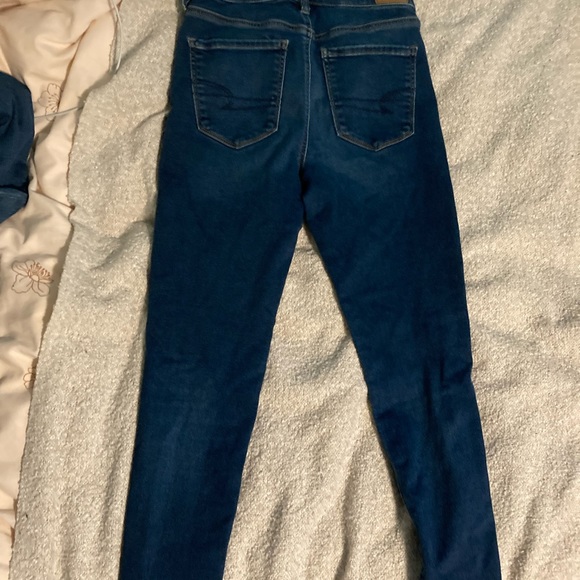 American Eagle distressed high rise Jeggings - Picture 2 of 4